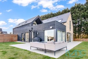 Photo 32- click for photo gallery